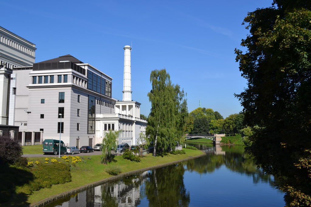 Raina Lux Apartment Riga Esterno foto