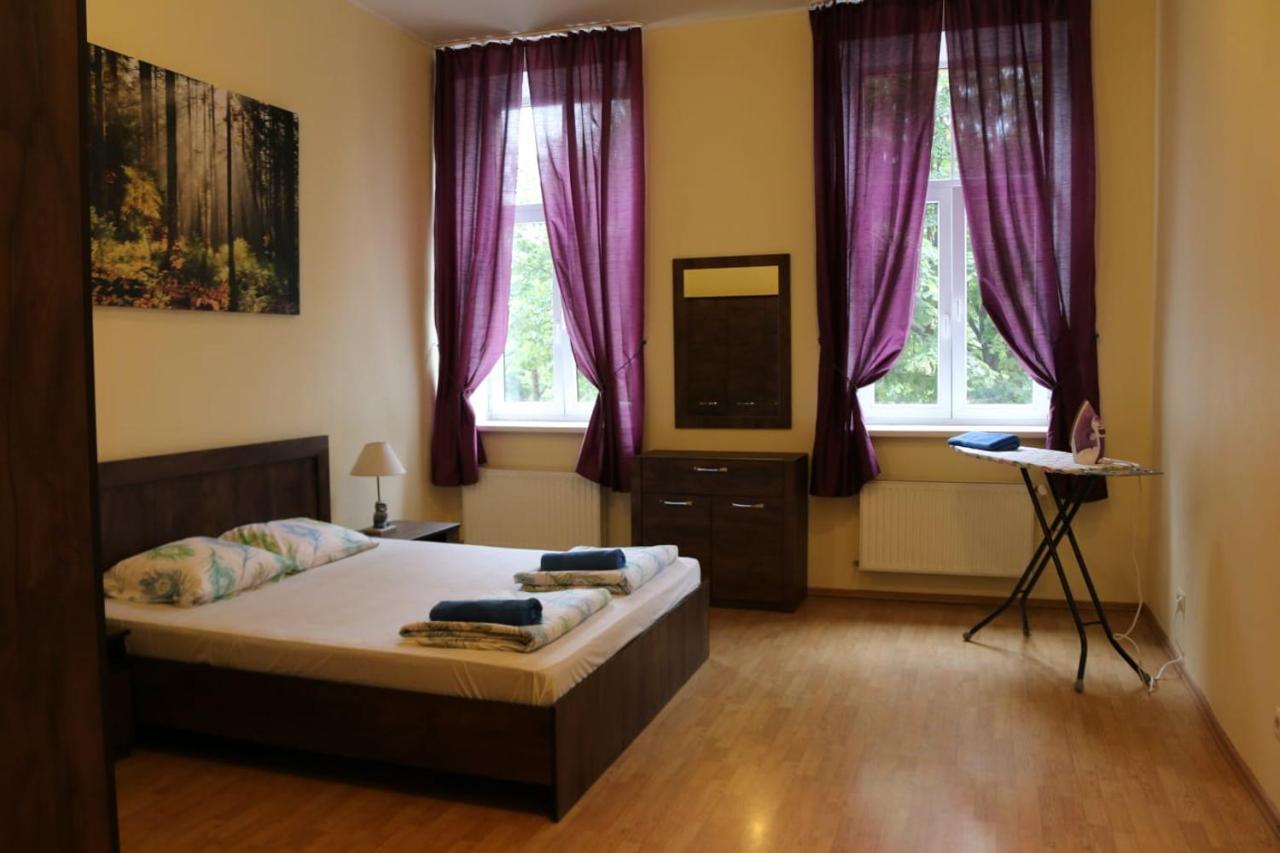 Raina Lux Apartment Riga Esterno foto